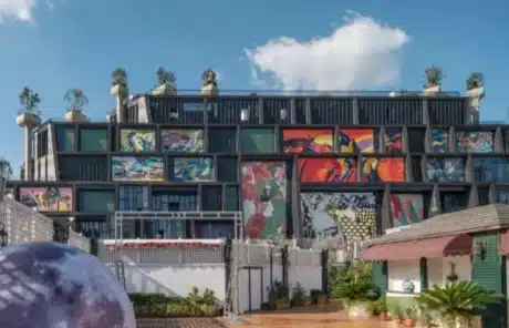 exterior murals on the rooftop - China Xian Tour: Private & Tailor-Made China Tours Exterior Murals on the Rooftop