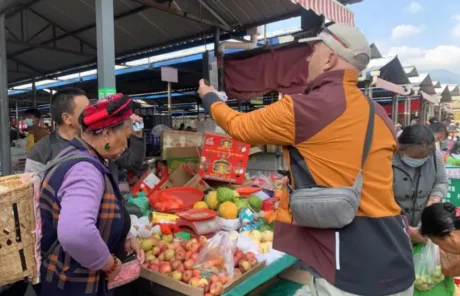 yunnan lijiang zhongyi market - China Xian Tour: Private & Tailor-Made China Tours Yunnan Lijiang Zhongyi Market