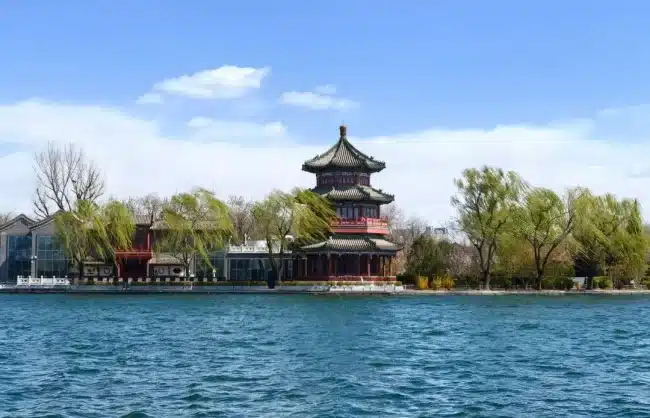 Houhai with the charm of Beijing hidden in it - China Xian Tour: Private & Tailor-Made China Tours Houhai with the charm of Beijing hidden in it