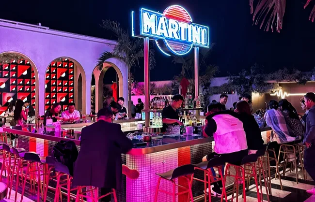 rooftop-bar-in-sanlitun