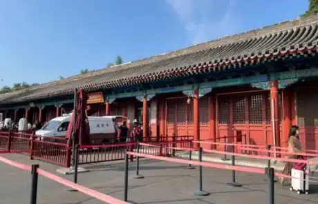 luggage storage - China Xian Tour: Private & Tailor-Made China Tours Luggage Storage