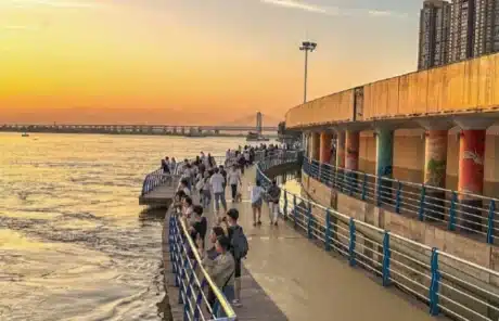 the sunset at wuhu yangtze river bridge - China Xian Tour: Private & Tailor-Made China Tours The sunset at Wuhu Yangtze River Bridge