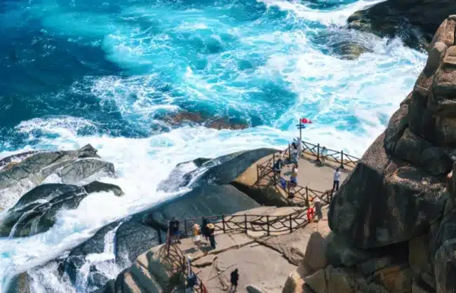 wuzhizhou island - China Xian Tour: Private & Tailor-Made China Tours Sanya Wuzhizhou Island