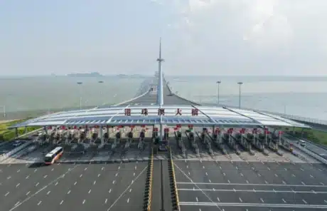 Hong Kong-Zhuhai-Macau Bridge - China Xian Tour: Private & Tailor-Made China Tours Hong Kong-Zhuhai-Macau Bridge