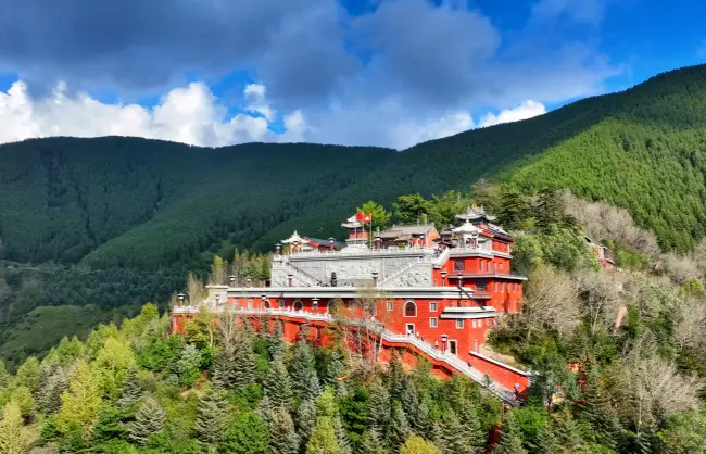 Wutai Mountain Dailuo Summit