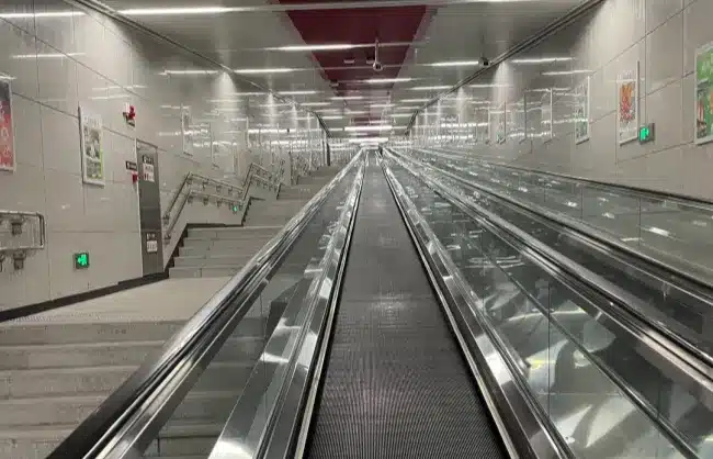 super long escalator - China Xian Tour: Private & Tailor-Made China Tours Super Long Escalator in Chongqing Hongyancun Station