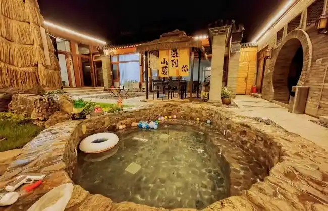 gubei-water-town-hot-spring - China Xian Tour: Private & Tailor-Made China Tours Gubei Water Town Hot Spring