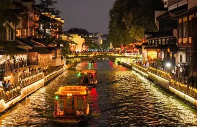 qinhuai-river-cruise - China Xian Tour: Private & Tailor-Made China Tours qinhuai river cruise