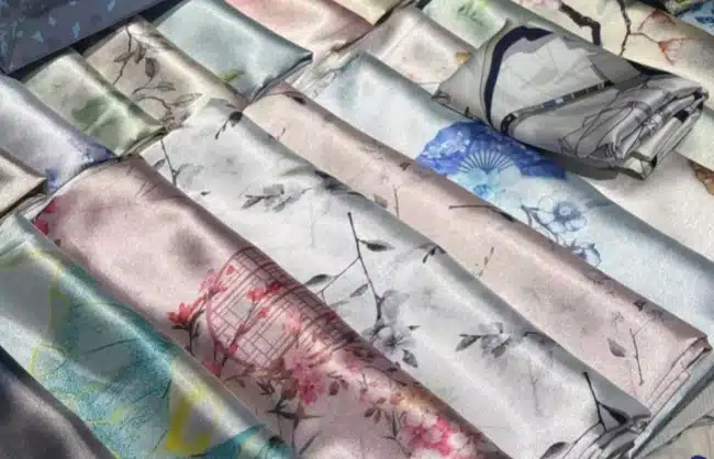 silk-scarves - China Xian Tour: Private & Tailor-Made China Tours silk scarves