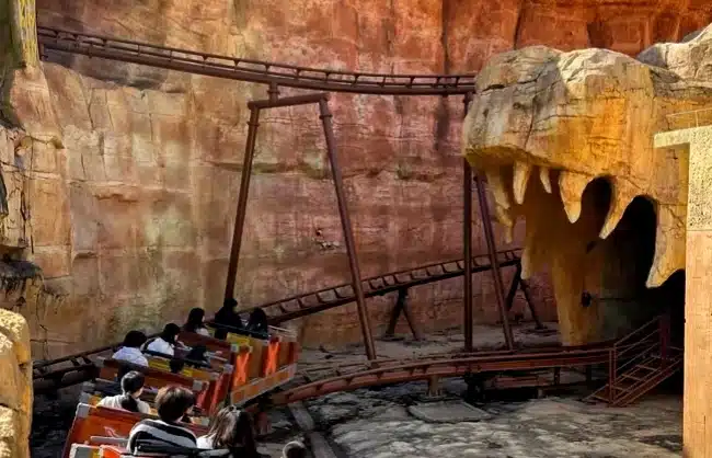 window-of-the-world-ride - China Xian Tour: Private & Tailor-Made China Tours window of the world ride