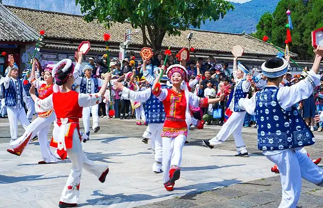 yunnan dali bai minority dance | China Xian Tour: Private & Tailor-Made China Tours yunnan dali bai minority dance