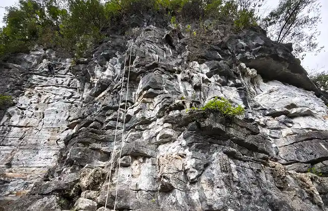 rock-climbing-yangshuo | China Xian Tour: Private & Tailor-Made China Tours rock-climbing-yangshuo