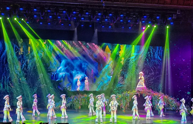the-charming-xiangxi | China Xian Tour: Private & Tailor-Made China Tours Watching The Charming Xiangxi Show