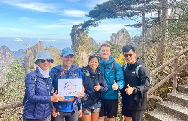 yellow mountain hike huangshan