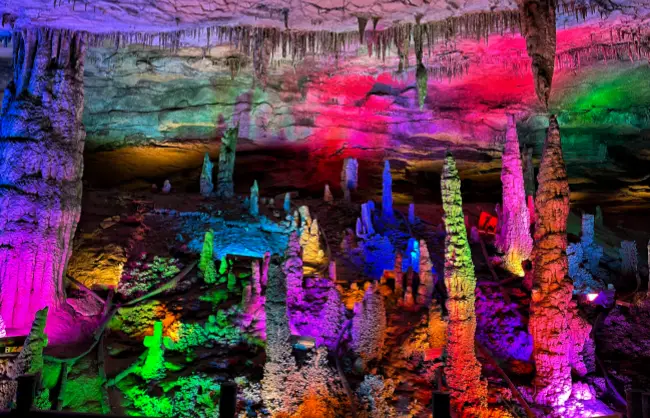 zhangjiajie-yellow-dragon-cave | China Xian Tour: Private & Tailor-Made China Tours Zhangjiajie Yellow Dragon Cave
