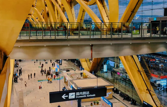 kunming-airport-is-busy-throughout-the-day | China Xian Tour: Private & Tailor-Made China Tours kunming-airport-is-busy-throughout-the-day
