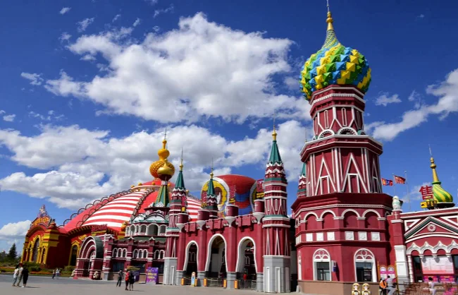 manzhouli | China Xian Tour: Private & Tailor-Made China Tours Manzhouli Matryoshka Square in Hulunbuir