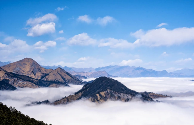 sea-of-clouds | China Xian Tour: Private & Tailor-Made China Tours Spring sea of clouds at Xiling Snow Mountain