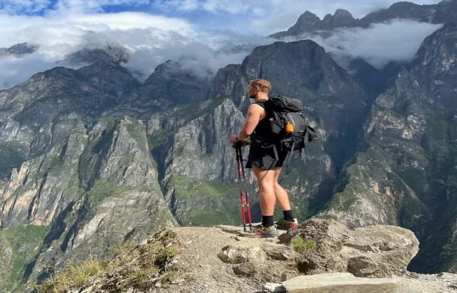 tiger-leaping-gorge-hiking | China Xian Tour: Private & Tailor-Made China Tours tiger-leaping-gorge-hiking