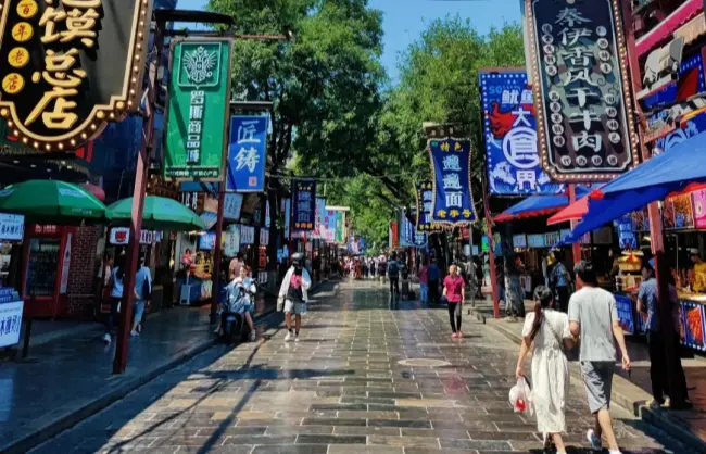 xian muslim quarter | China Xian Tour: Private & Tailor-Made China Tours Xi'an Muslim Quarter
