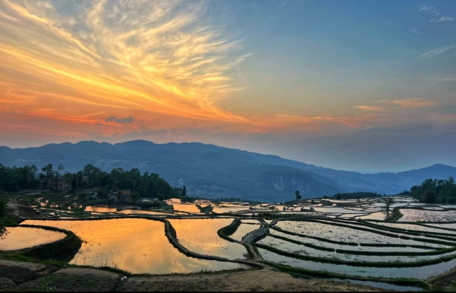 yuanyang-terrace-hiking | China Xian Tour: Private & Tailor-Made China Tours
