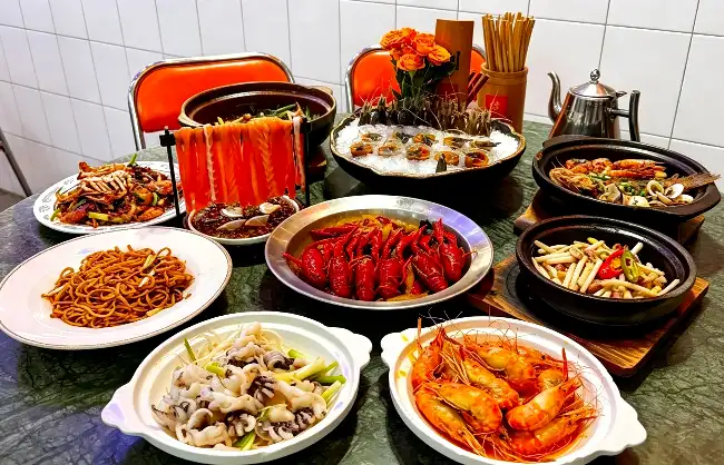 dishes-on-xingsheng-road | China Xian Tour: Private & Tailor-Made China Tours Dishes on Xingsheng Road