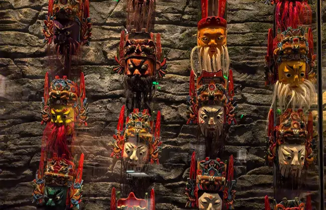 exhibition-in-guizhou-provincial-museum | China Xian Tour: Private & Tailor-Made China Tours exhibition-in-guizhou-provincial-museum