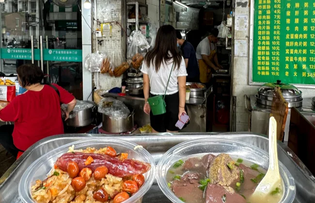 guangzhou-food-beijing-road | China Xian Tour: Private & Tailor-Made China Tours guangzhou-food-beijing-road