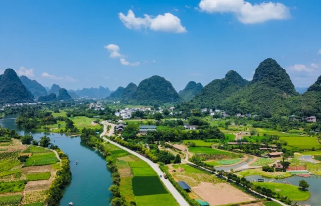 guilin countryside scenery | China Xian Tour: Private & Tailor-Made China Tours Guilin countryside scenery