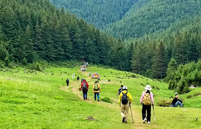 helan-mountains-hiking | China Xian Tour: Private & Tailor-Made China Tours Hiking in the Helan Mountains