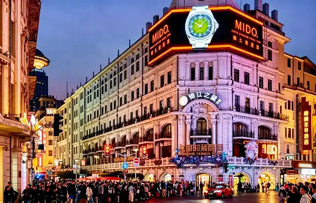 nanjing-road | China Xian Tour: Private & Tailor-Made China Tours Nanjing Road Shanghai bustling shopping street
