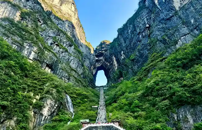 tianmen-mountain | China Xian Tour: Private & Tailor-Made China Tours Tianmen Mountain scenic landscape in Zhangjiajie