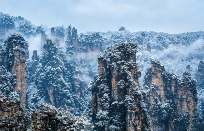 yuanjiajie-in-winter | China Xian Tour: Private & Tailor-Made China Tours Yuanjiajie snow scenery in winter