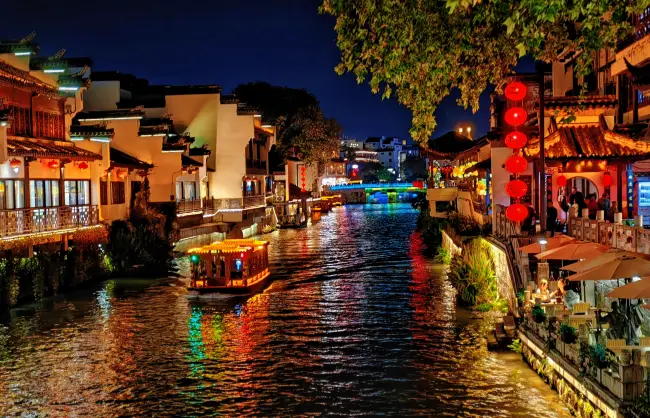 qinhuai-river | China Xian Tour: Private & Tailor-Made China Tours Night boat ride along Qinhuai River in Nanjing
