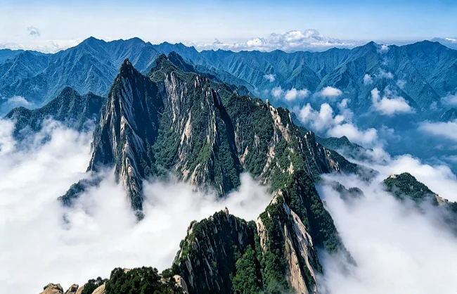 sea-of-clouds-in-huashan | China Xian Tour: Private & Tailor-Made China Tours Sea of Clouds in Huashan