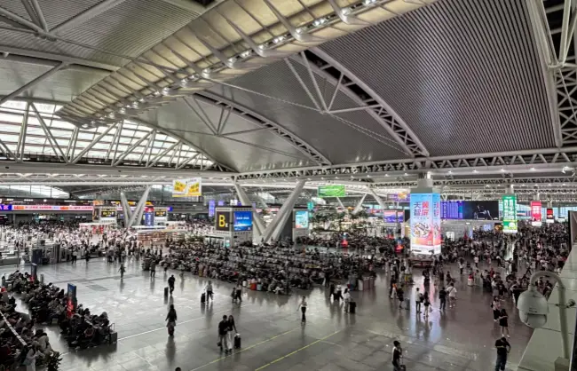 expect-crowds-in-train-stations | China Xian Tour: Private & Tailor-Made China Tours Expect crowds in train stations, especially on holidays